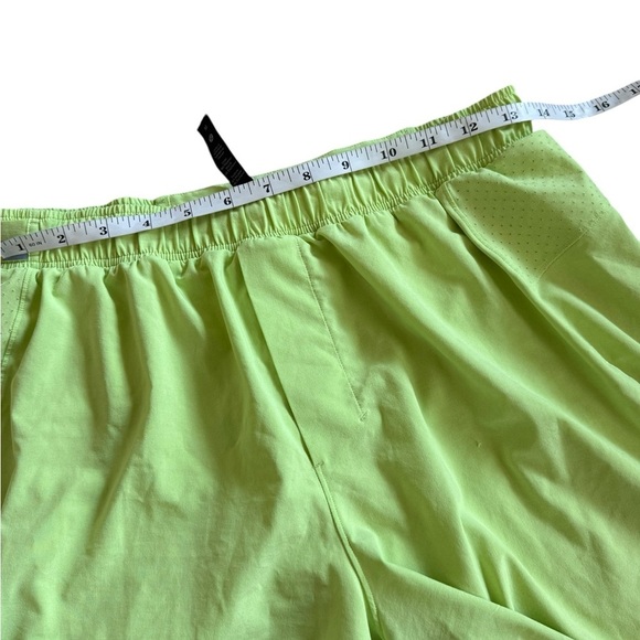 Lululemon Men’s Surge 6” Shorts Lime Green - Picture 5 of 10